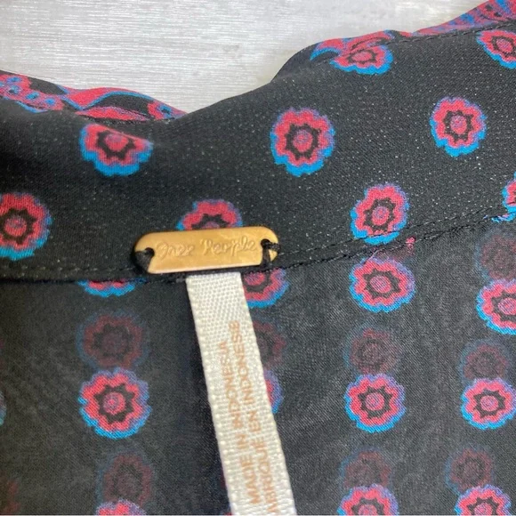 Free People Sheer Boho Button Down Blouse Size Medium - Picture 7 of 12